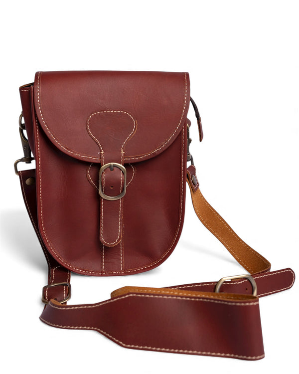 Crossbody Sling Bag – Chestnut Brown (Full‑Grain)